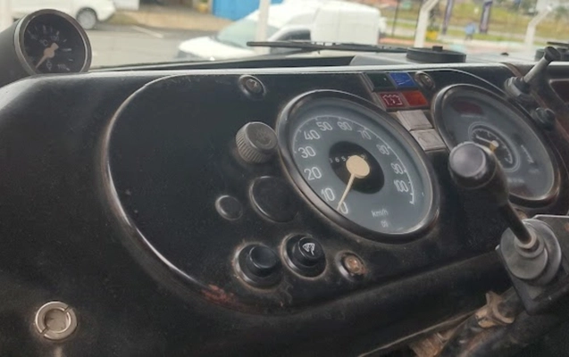 imagem-https://www.socarrao.com.br/sc-vehicle-images-prod/52040/1779136775515-SU1HXzIwMjYwNTE4XzE2MjY1MTQyNl9IRFIuanBn.jpg
