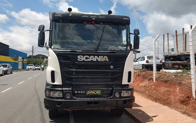 imagem-https://www.socarrao.com.br/sc-vehicle-images-prod/52062/1769989065940-7042153OR_1762440860_98_160.jpg