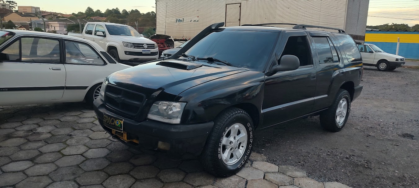 Chevrolet Blazer Colina 2.8 TDI 4x4 Diesel na cor Preto em Campo Largo / PR - 52063