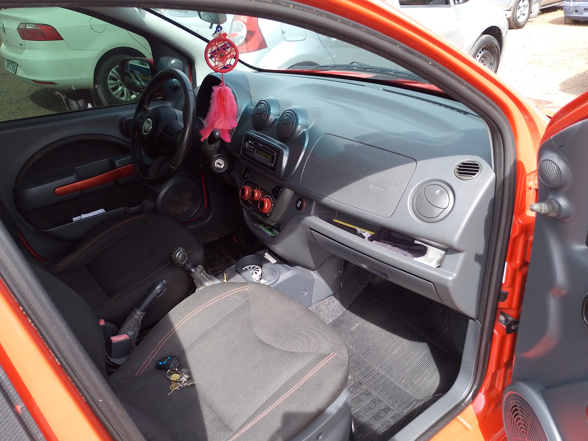 imagem-https://www.socarrao.com.br/sc-vehicle-images-prod/52069/1769989067387-7077341OR_1763736261_77_50.jpg