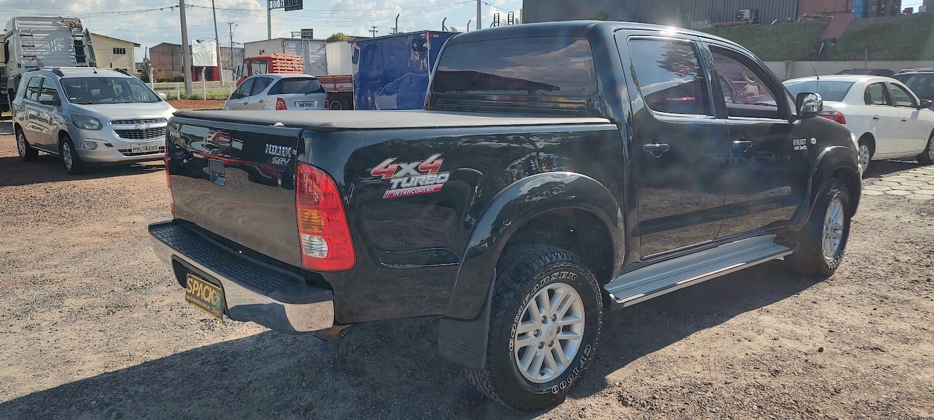 Toyota Hilux Cd Srv D4 D 4X4 3.0 TDI Diesel Automático - foto 3