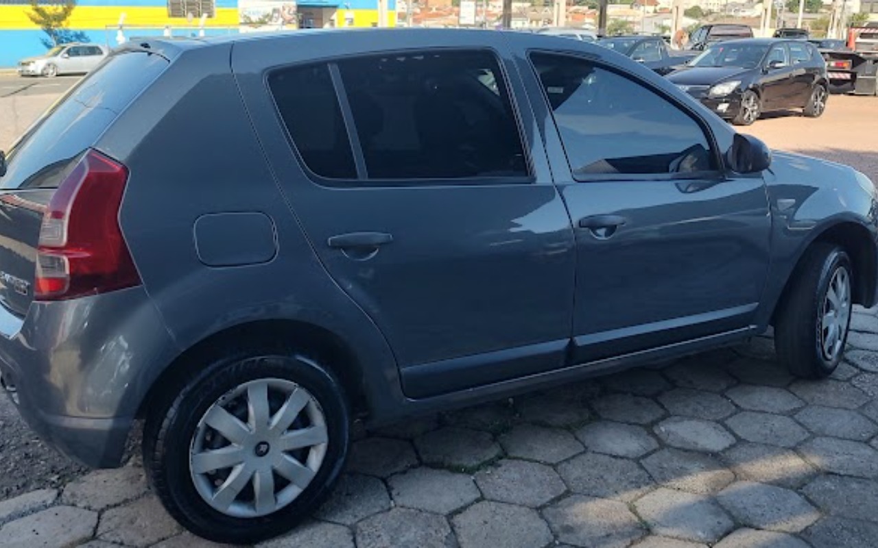 imagem-https://www.socarrao.com.br/sc-vehicle-images-prod/52088/1775058668985-SU1HXzIwMjYwMzI3XzE1NTk1MTQ2Ml9IRFIuanBn.jpg