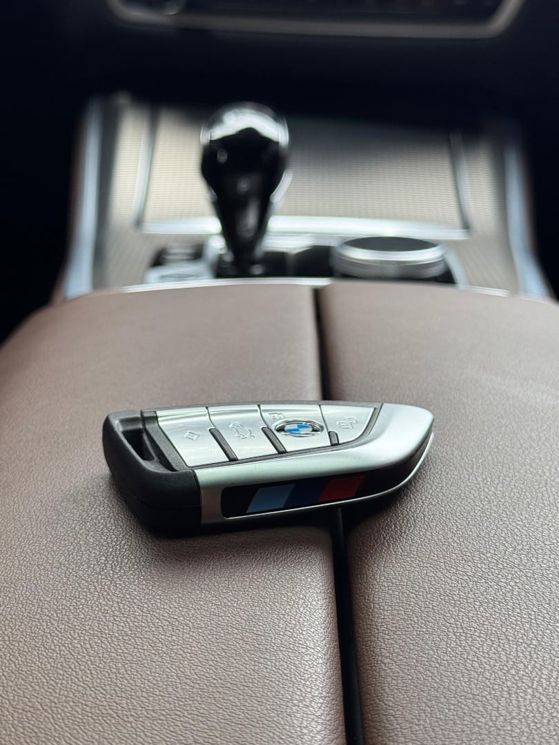imagem-https://www.socarrao.com.br/sc-vehicle-images-prod/52271/1769989054815-6941607OR_1758823882_70_670.jpg