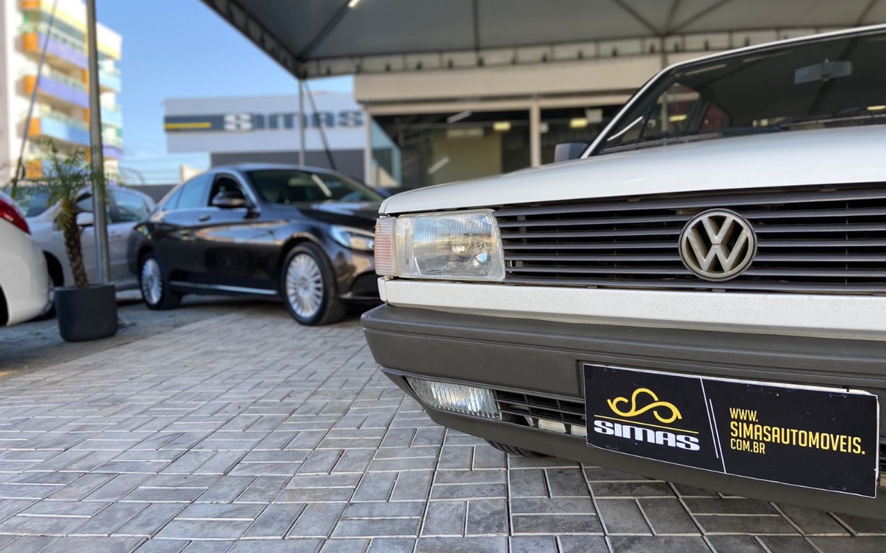 imagem-https://www.socarrao.com.br/sc-vehicle-images-prod/52552/1784565991154-R29sIENMIDE5OTQgTUFCNjgxNiAgMzUuanBn.jpg