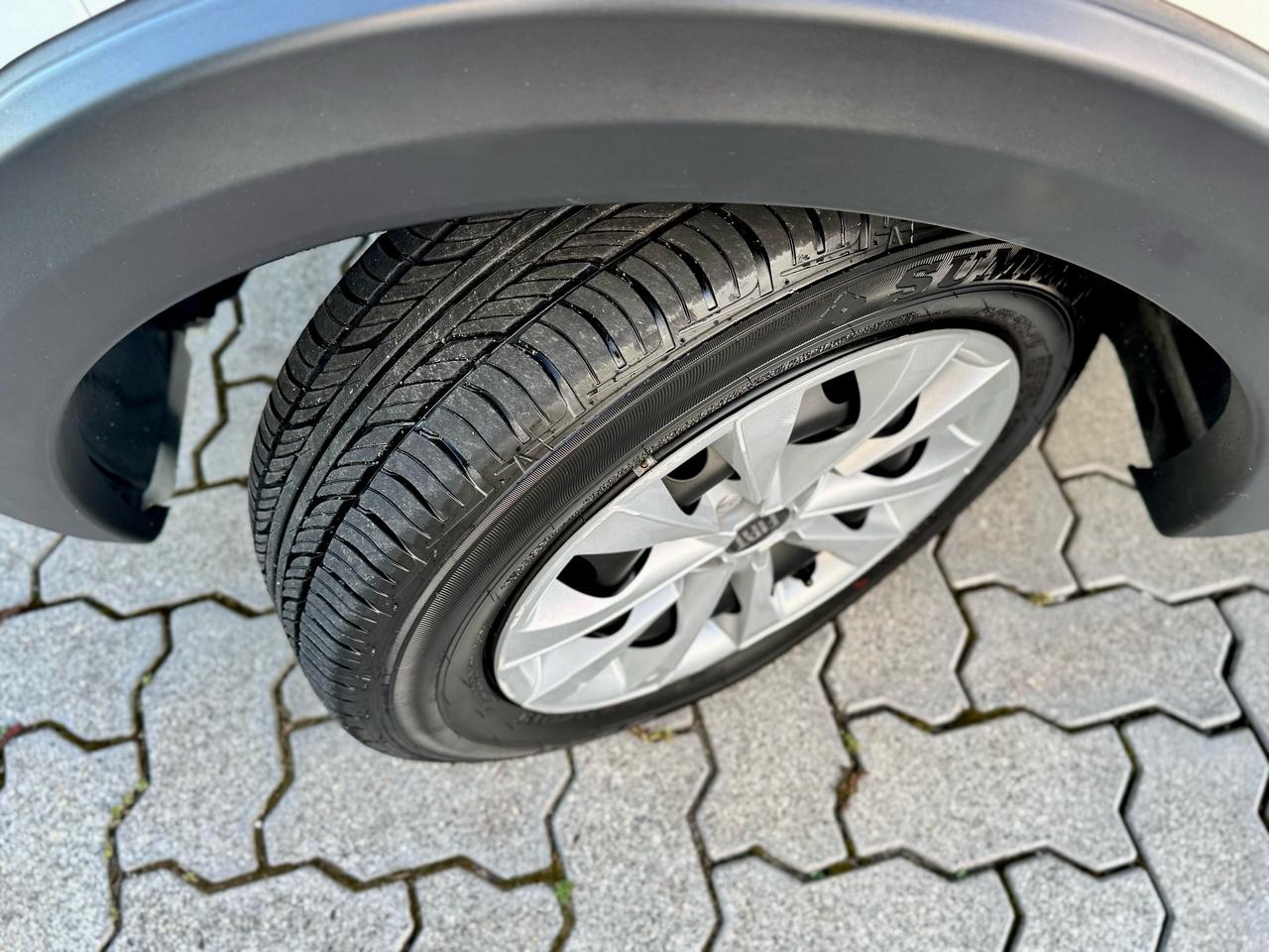 imagem-https://www.socarrao.com.br/sc-vehicle-images-prod/52557/1769989062392-6532557OR_1748457387_74_80.jpg