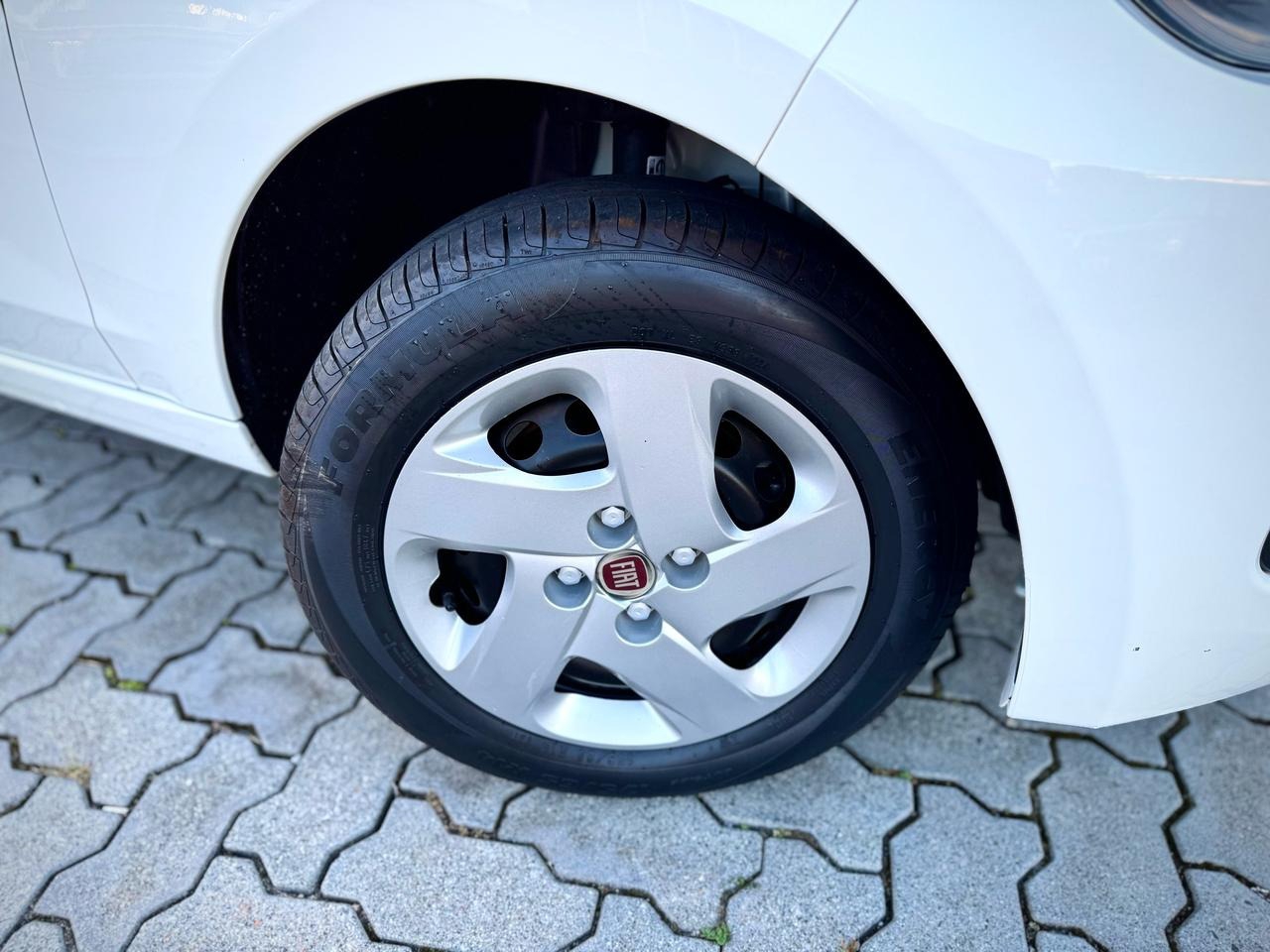 imagem-https://www.socarrao.com.br/sc-vehicle-images-prod/52558/1769989062659-6532563OR_1748457380_1_300.jpg
