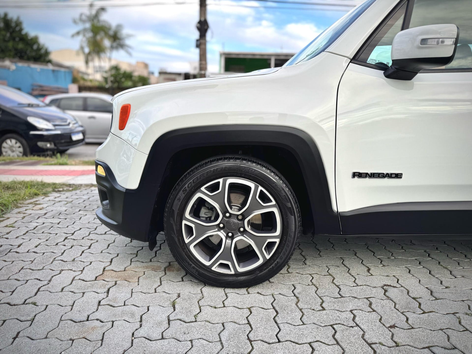 imagem-https://www.socarrao.com.br/sc-vehicle-images-prod/52559/1769989062855-6578371OR_1743715144_82_850.jpg