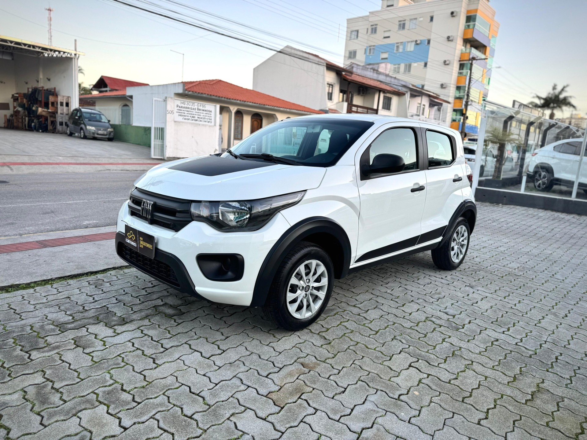 imagem-https://www.socarrao.com.br/sc-vehicle-images-prod/52569/1769989065048-6782698OR_1761673690_77_180.jpg