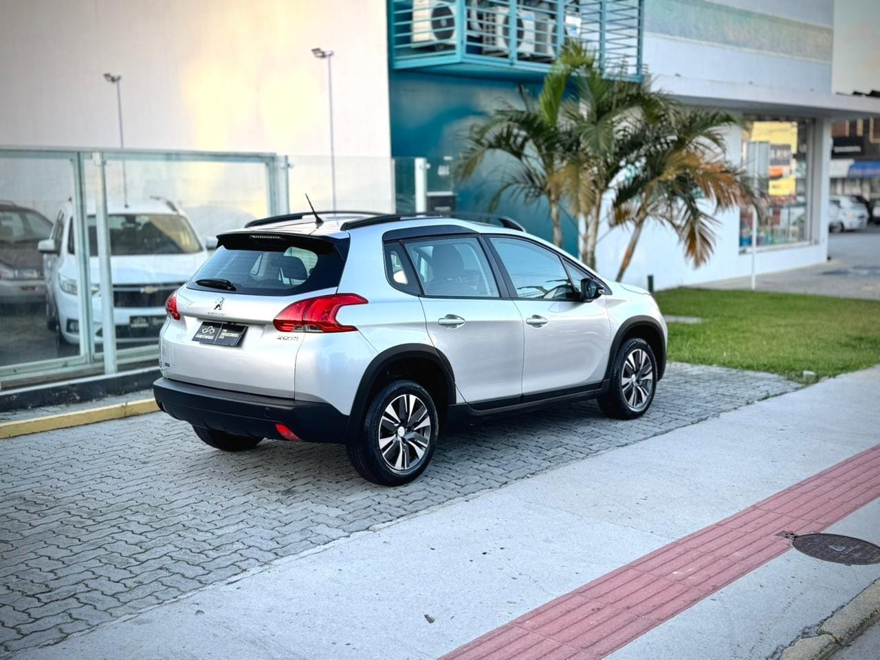 imagem-https://www.socarrao.com.br/sc-vehicle-images-prod/52579/1769989067489-7004053OR_1761226924_89_90.jpg