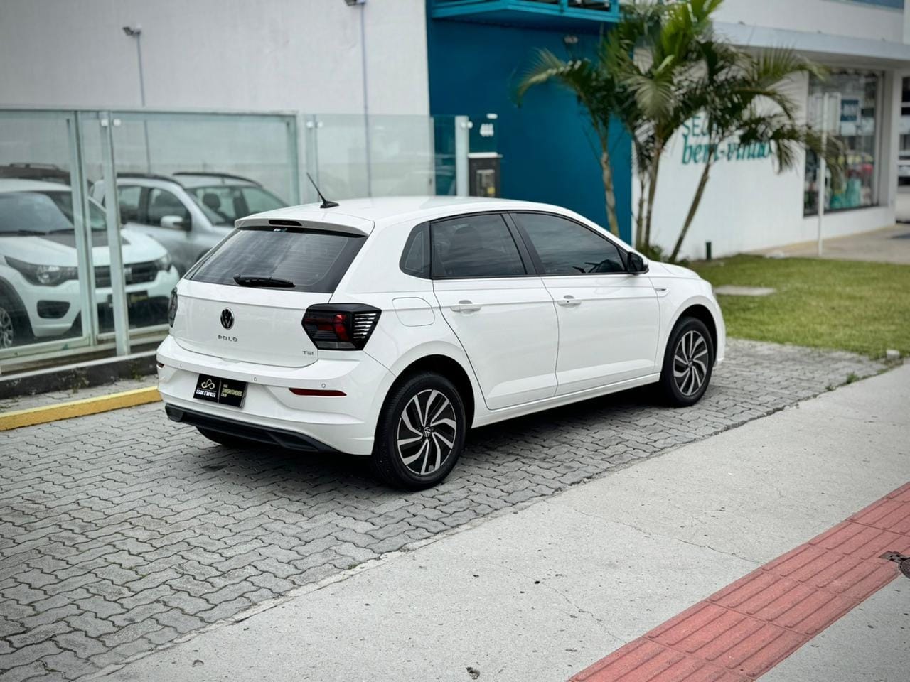 imagem-https://www.socarrao.com.br/sc-vehicle-images-prod/52586/1769989069026-7075991OR_1763672998_34_990.jpg