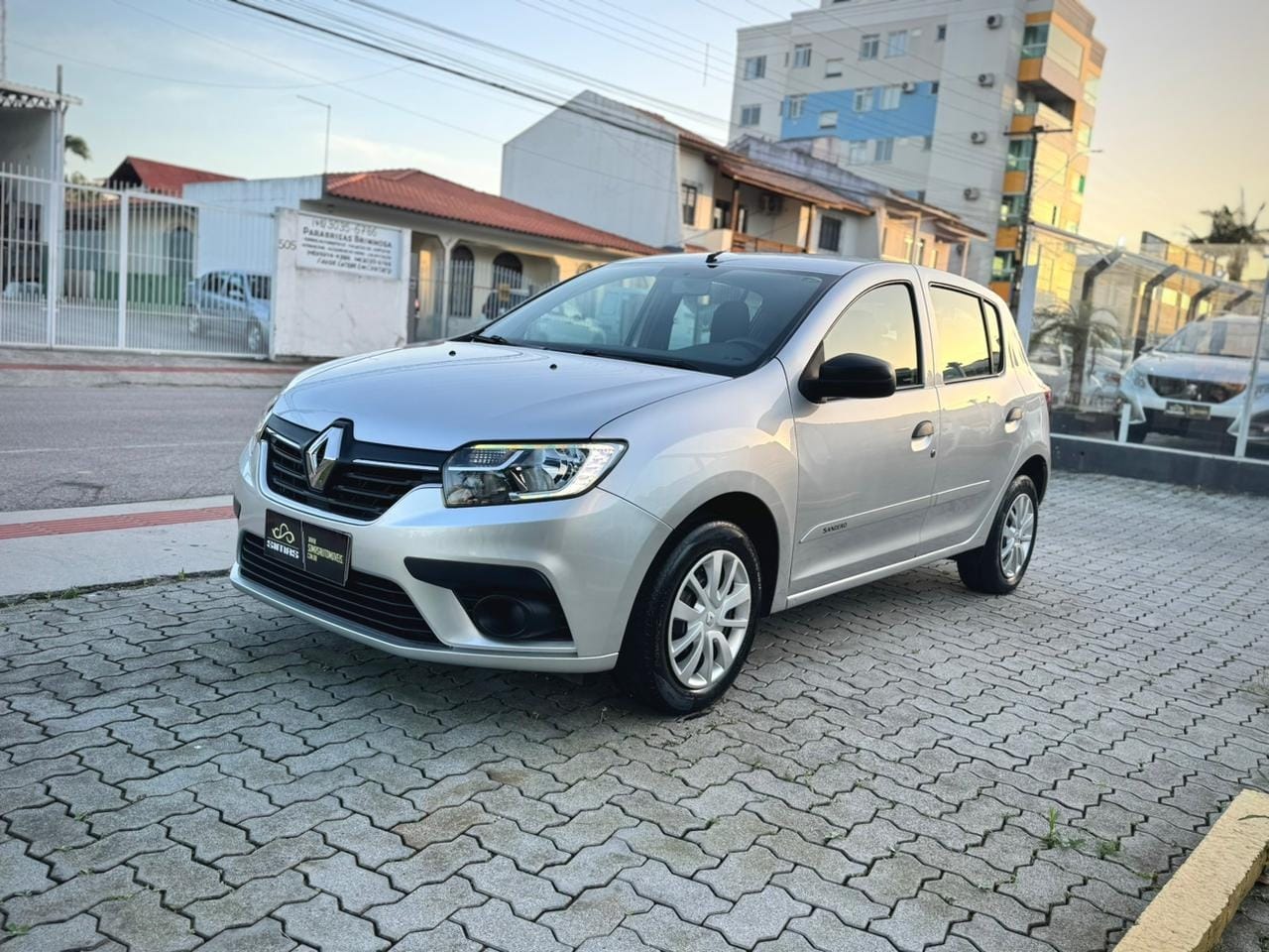 imagem-https://www.socarrao.com.br/sc-vehicle-images-prod/52588/1769989069404-7101513OR_1764688809_7_440.jpg