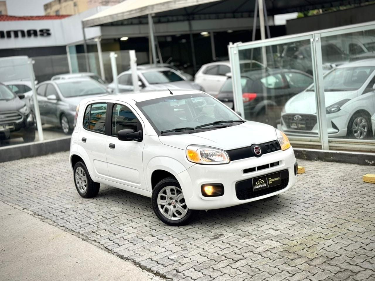 Fiat Uno 2016 Branco — foto 1 de 3