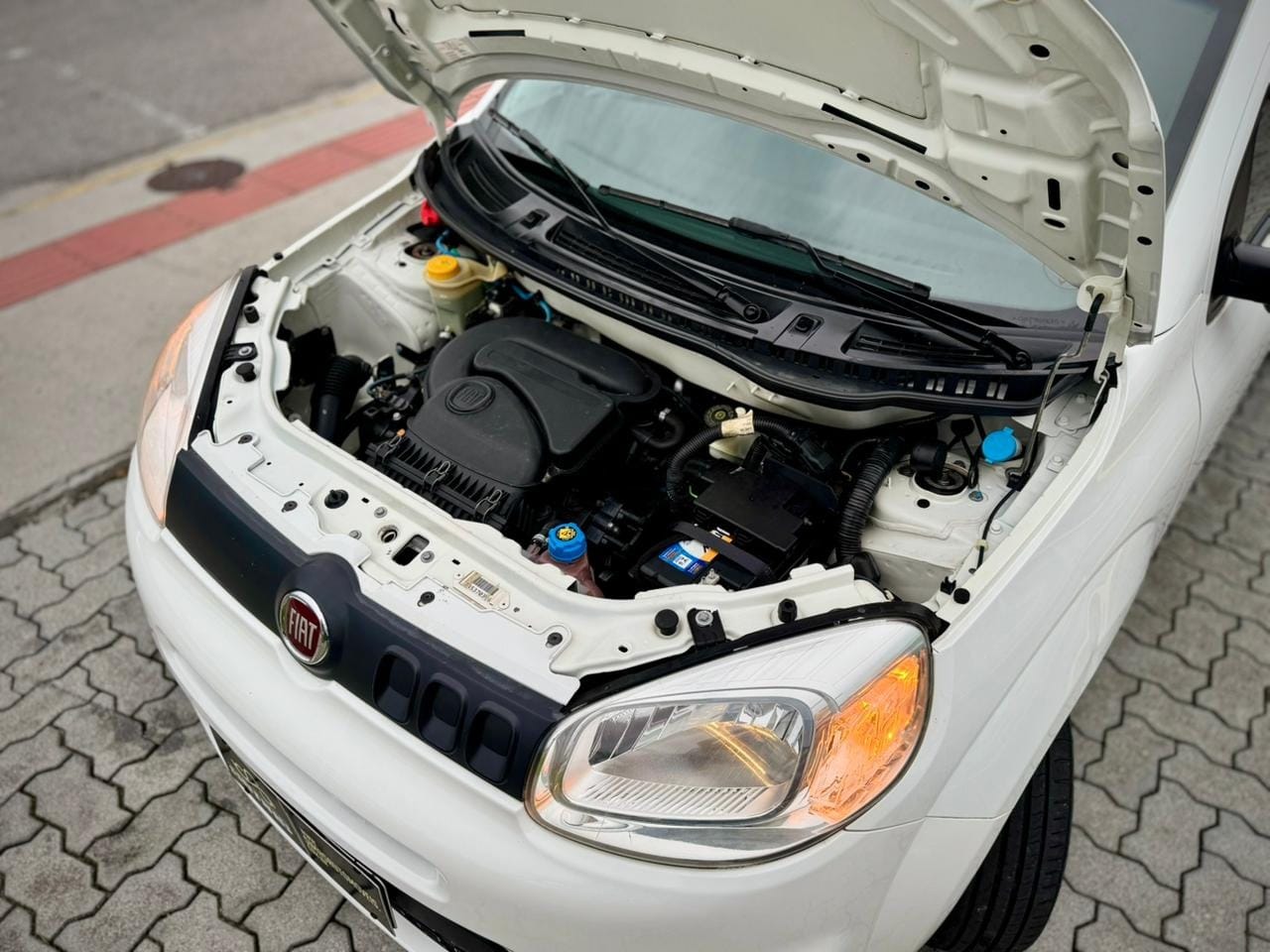 imagem-https://www.socarrao.com.br/sc-vehicle-images-prod/52594/1769989070592-7174112OR_1766092417_66_750.jpg
