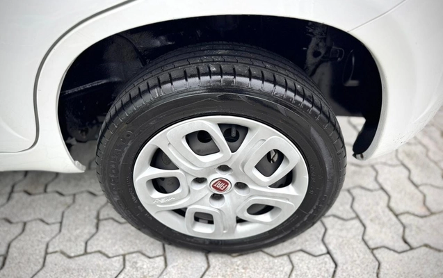 imagem-https://www.socarrao.com.br/sc-vehicle-images-prod/52594/1769989070592-7174112OR_1766092417_6_390.jpg