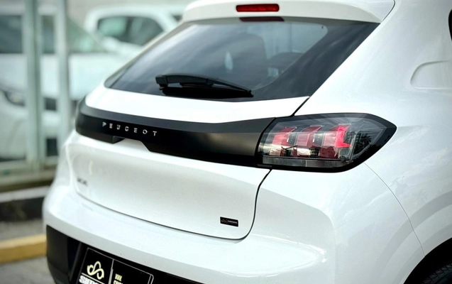 imagem-https://www.socarrao.com.br/sc-vehicle-images-prod/52595/1769989070775-7210756OR_1767904110_32_150.jpg