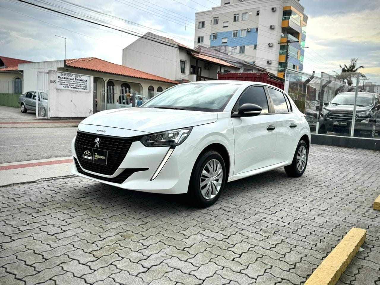 imagem-https://www.socarrao.com.br/sc-vehicle-images-prod/52595/1769989070775-7210756OR_1767904111_14_560.jpg