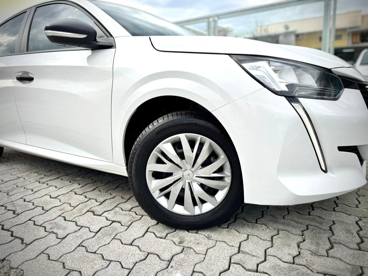 imagem-https://www.socarrao.com.br/sc-vehicle-images-prod/52595/1769989070775-7210756OR_1767904111_4_20.jpg