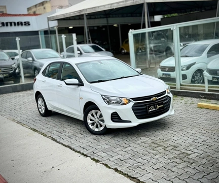 Chevrolet Onix 2023 Branco — foto 1 de 3
