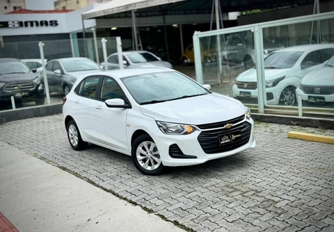 Chevrolet Onix 2023 Branco — foto 1 de 3