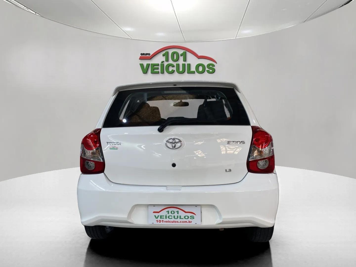 imagem-https://www.socarrao.com.br/sc-vehicle-images-prod/52687/1769989067093-6989367OR_1760636094_55_300.jpg