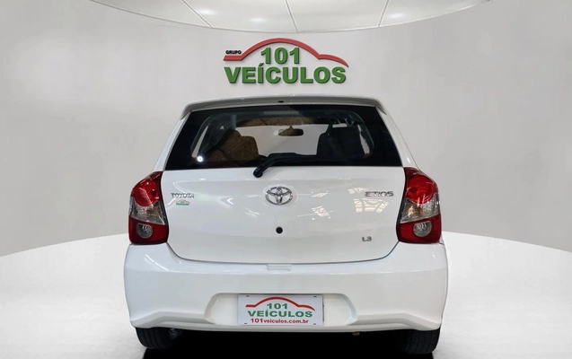 imagem-https://www.socarrao.com.br/sc-vehicle-images-prod/52687/1770294726980-003_140fc435ab56494c1e8703457fbd6067.jpg