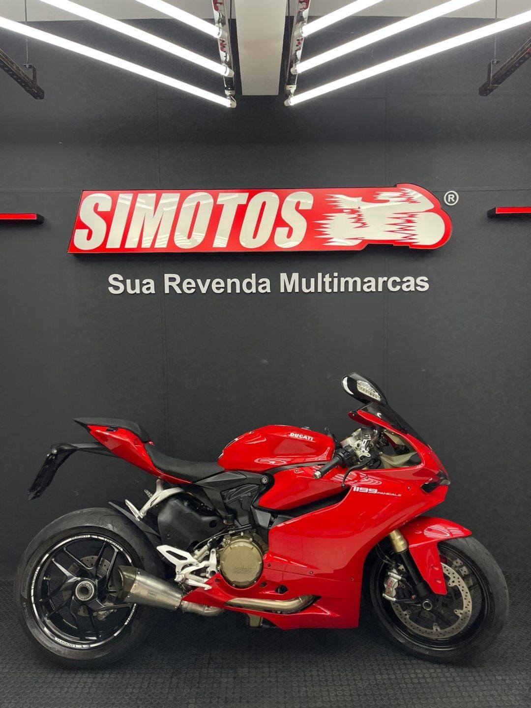 DUCATI 1199 Panigale  na cor Vermelho em Florianópolis / SC - 53119