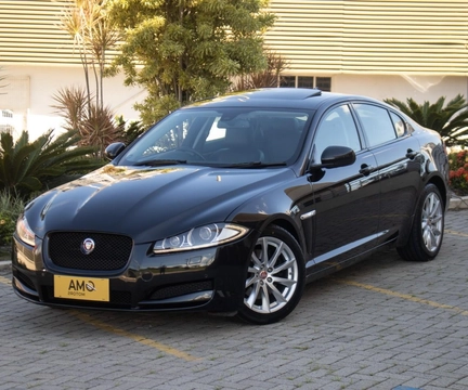 Jaguar XF 2015 Preto — foto 1 de 3