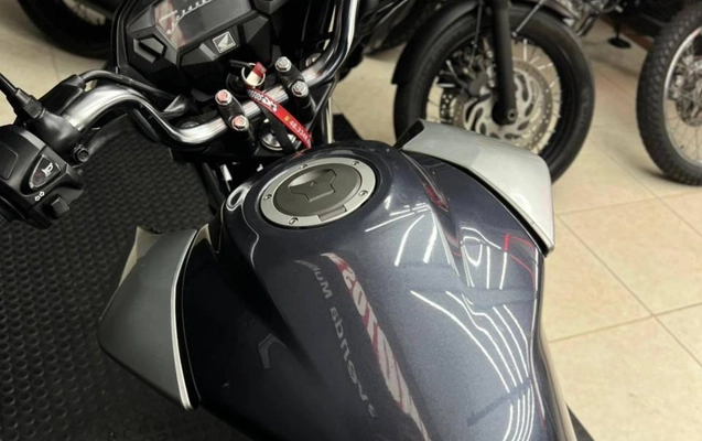 imagem-https://www.socarrao.com.br/sc-vehicle-images-prod/53166/1782329208793-0e46879d14884ce0919fbb94e3c9819b_1768509880024.jpeg