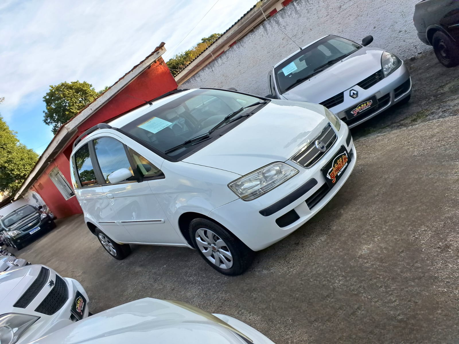 Fiat Idea 2008 Branco — foto 1 de 3