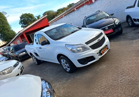 Chevrolet Montana 2017 Branco — foto 1 de 3