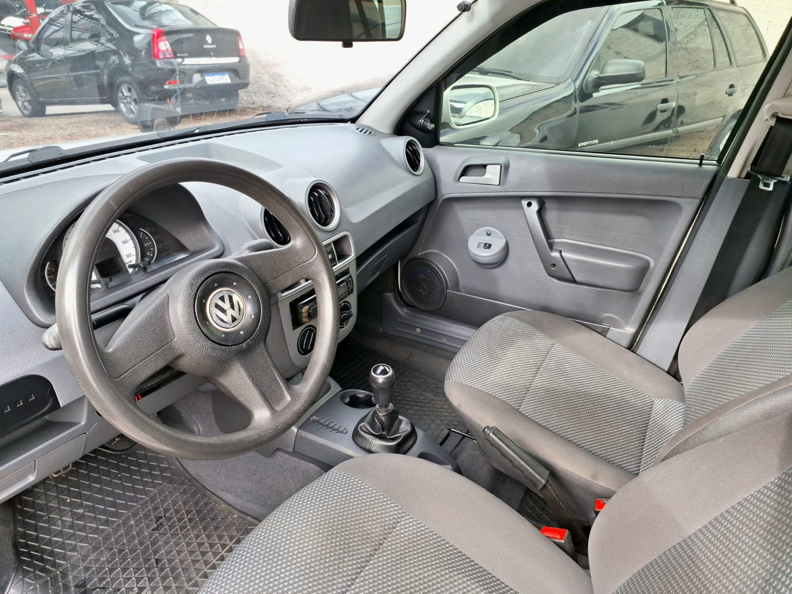 imagem-https://www.socarrao.com.br/sc-vehicle-images-prod/53276/1769989077674-6935990OR_1758637763_38_520.jpg