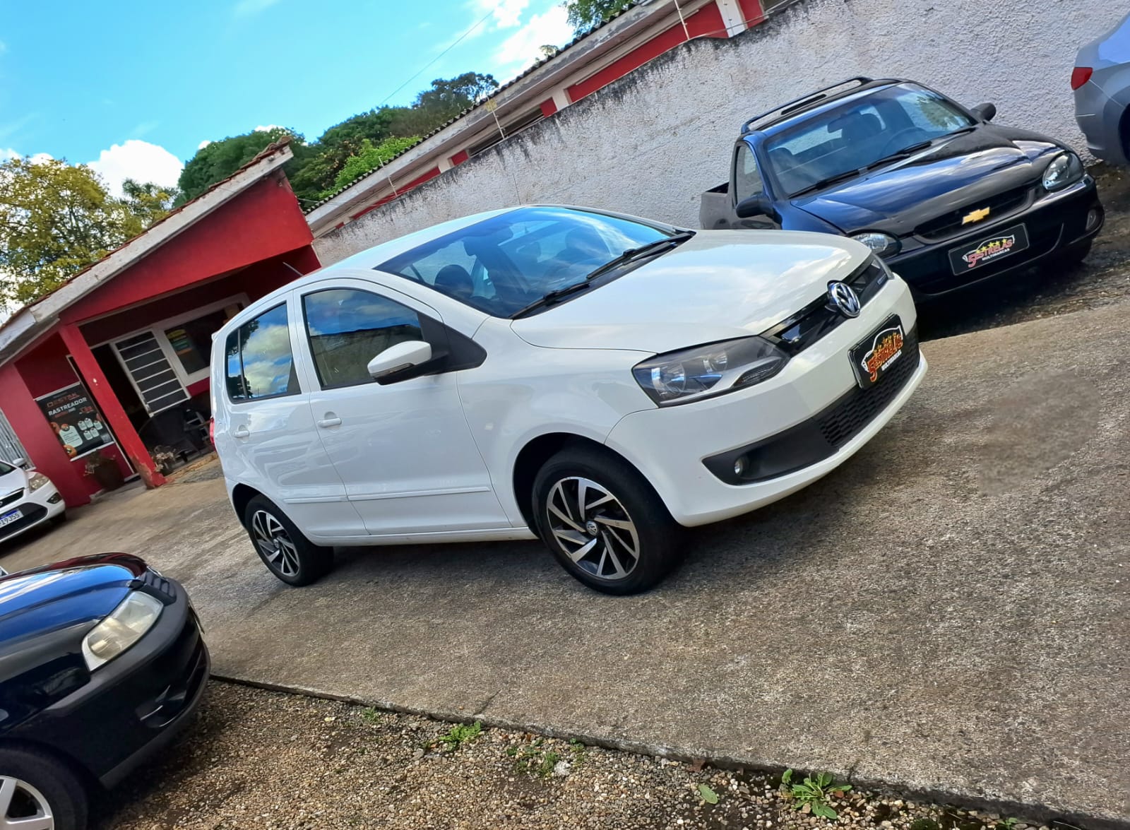 Volkswagen Fox 2014 Branco — foto 1 de 3