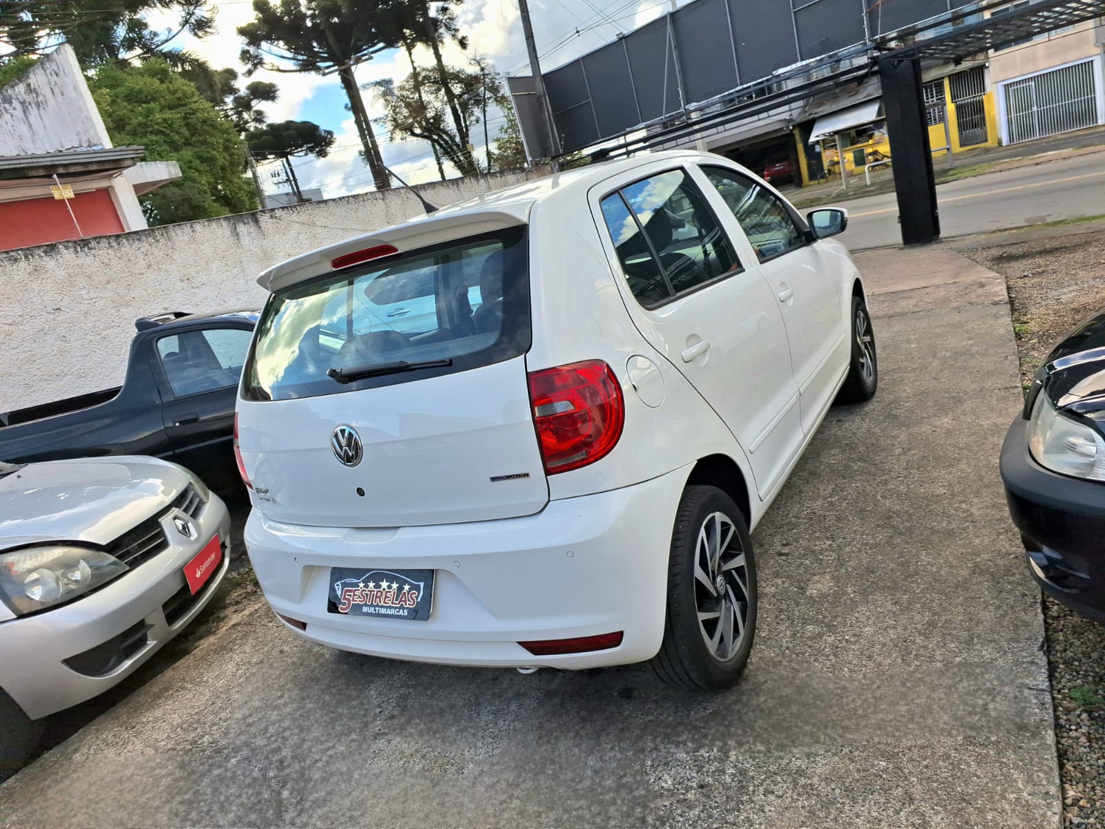 imagem-https://www.socarrao.com.br/sc-vehicle-images-prod/53289/1769989080330-7026688OR_1762022494_1_980.jpg