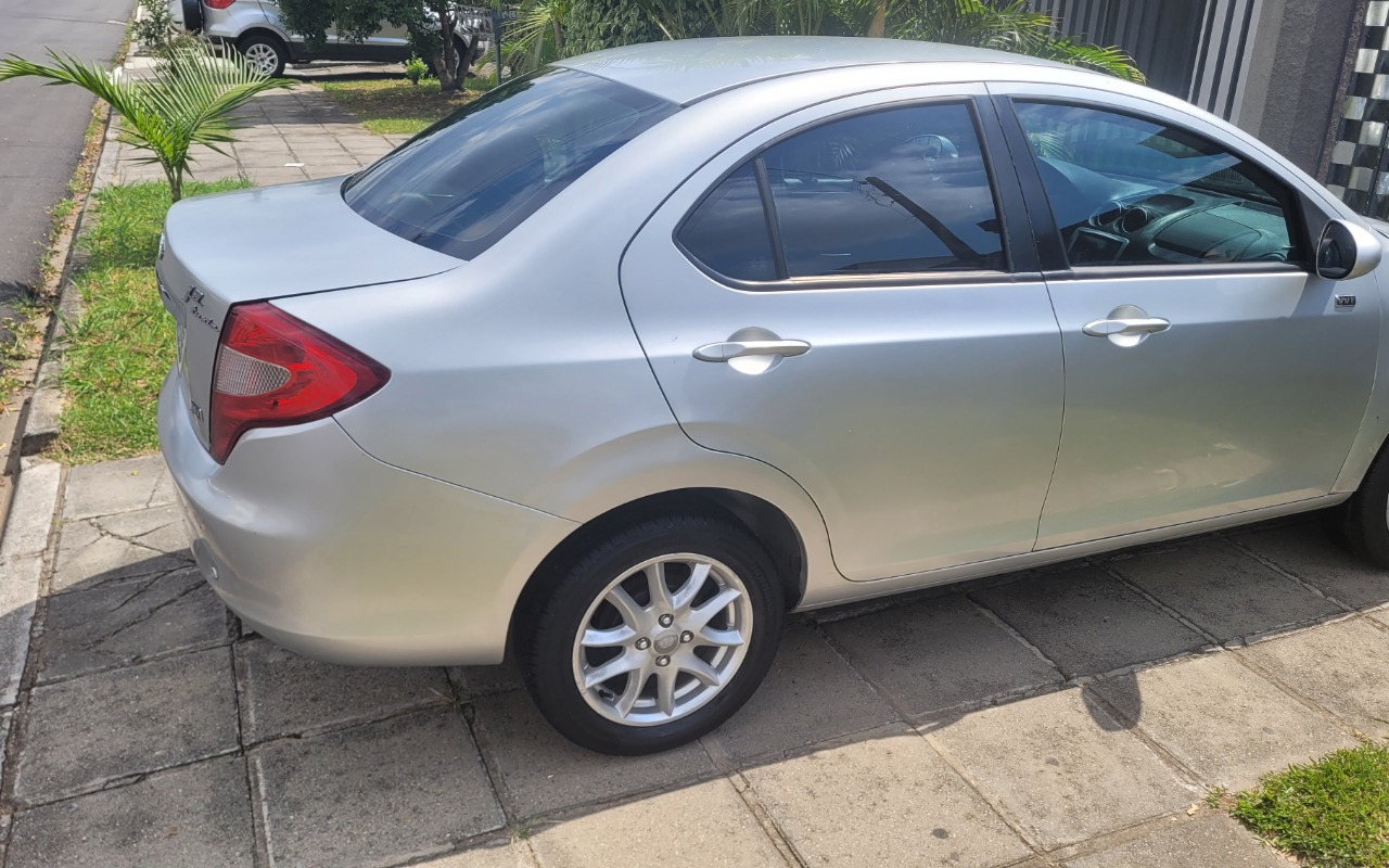 imagem-https://www.socarrao.com.br/sc-vehicle-images-prod/532913/1773345383039-MjAyNjAzMDhfMTA0NjQ1LmpwZw.jpg