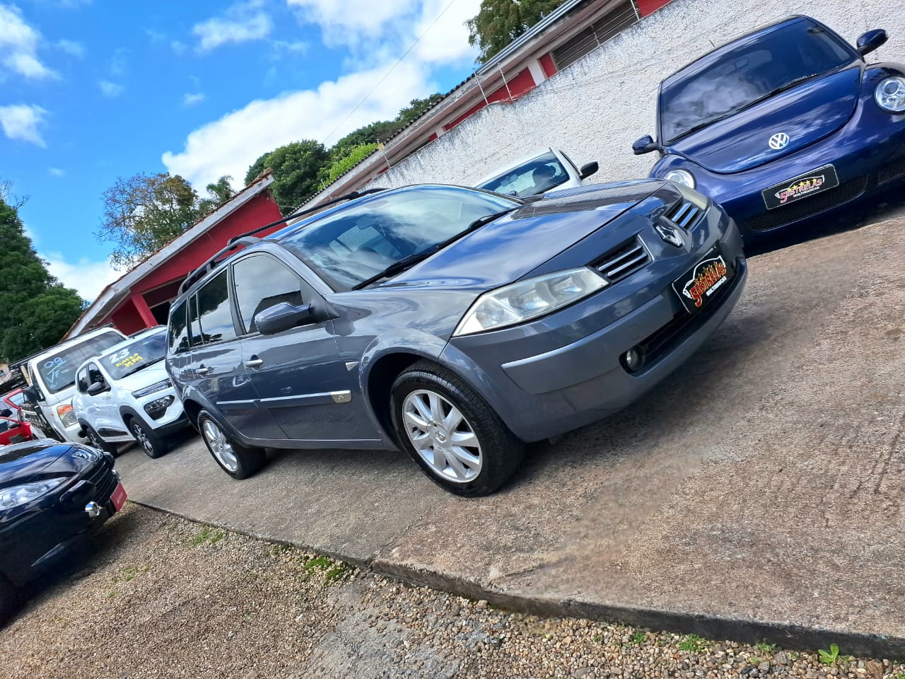 Renault Megane 2012 Cinza — foto 1 de 3