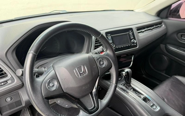 imagem-https://www.socarrao.com.br/sc-vehicle-images-prod/5338/1784314085031-7756181_9_B_5b2e31018a.jpeg
