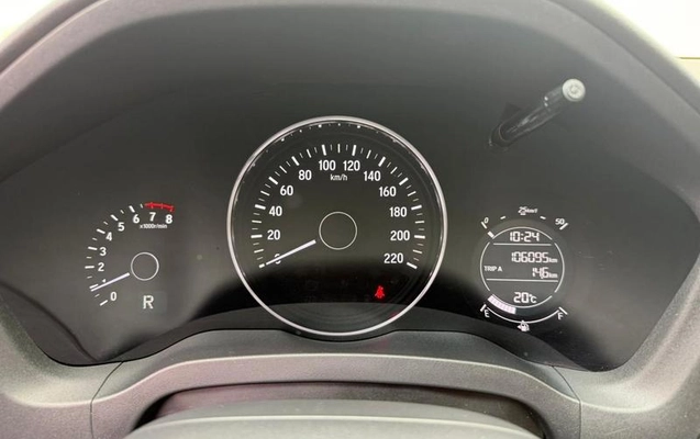 imagem-https://www.socarrao.com.br/sc-vehicle-images-prod/5338/1784314085032-7756181_5_B_1770986fd4.jpeg