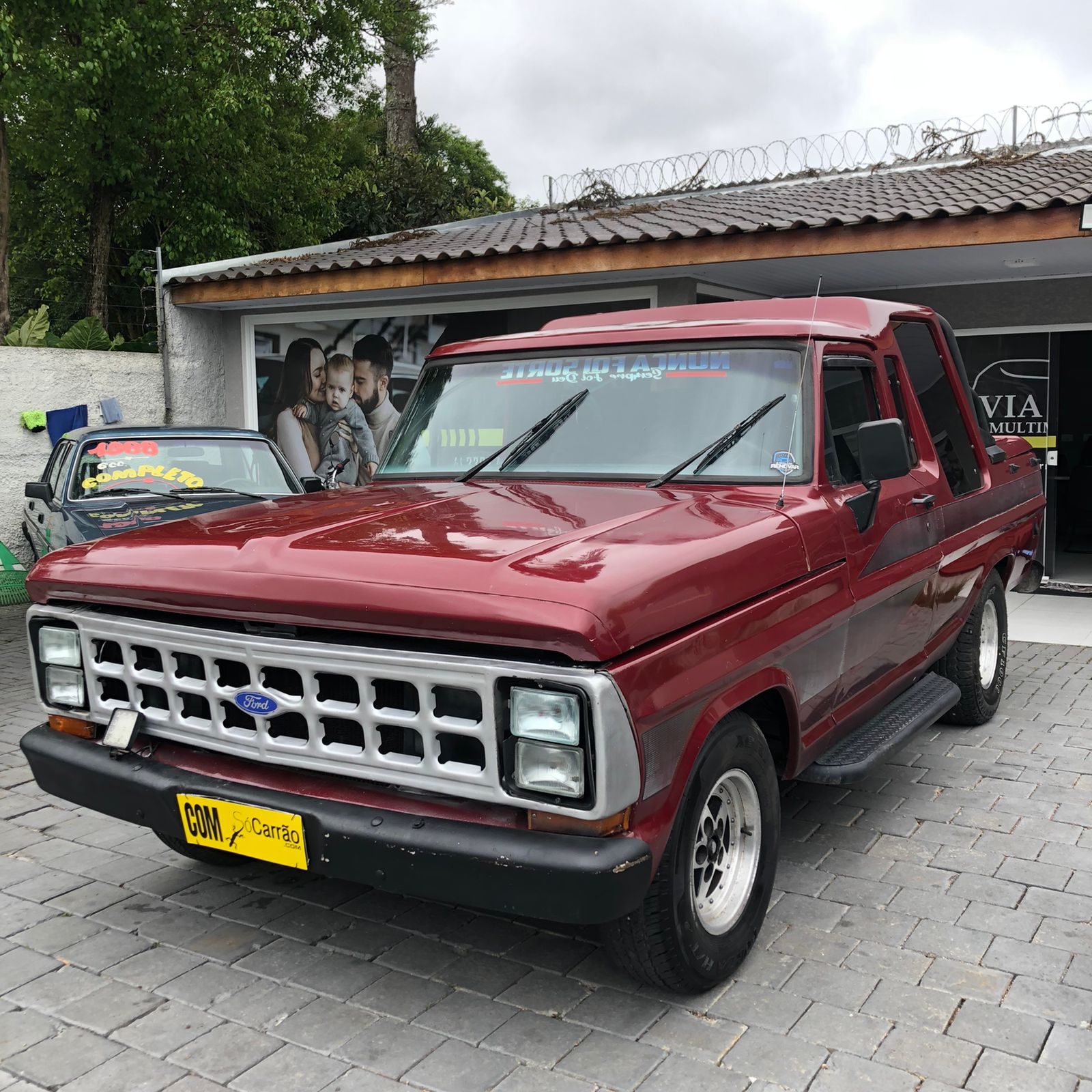 Ford F-1000 Super Diesel / Super Diesel Turbo na cor Vermelho em São José dos Pinhais / PR - 53621