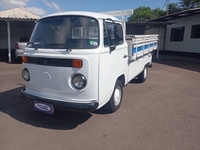 Volkswagen Kombi Pick-Up na cor Branco em Curitiba / PR - 53639