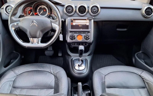 imagem-https://www.socarrao.com.br/sc-vehicle-images-prod/53788/1788011861729-7101931_8_B_3d2e23e38d.jpeg