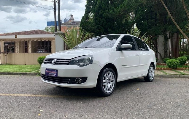 imagem-https://www.socarrao.com.br/sc-vehicle-images-prod/53799/1788011882297-7598416_0_B_c8df445bc2.jpeg