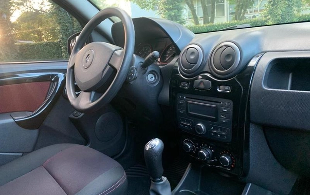 imagem-https://www.socarrao.com.br/sc-vehicle-images-prod/53800/1788011887642-7542258_7_B_903d23a74a.jpeg