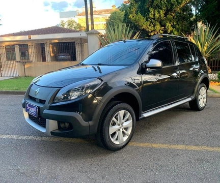 Renault Sandero 2013 Preto — foto 1 de 3