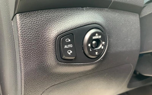imagem-https://www.socarrao.com.br/sc-vehicle-images-prod/53804/1788011893339-7619455_17_B_7a6519cdbb.jpeg