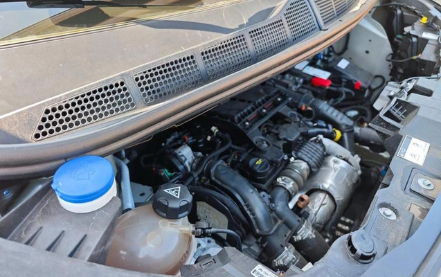 imagem-https://www.socarrao.com.br/sc-vehicle-images-prod/53950/1777993382091-6719550_9_B_fcc557abc8.jpeg