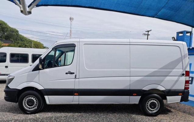 imagem-https://www.socarrao.com.br/sc-vehicle-images-prod/53965/1787839935426-7611201_13_B_2fd776b6a1.jpeg