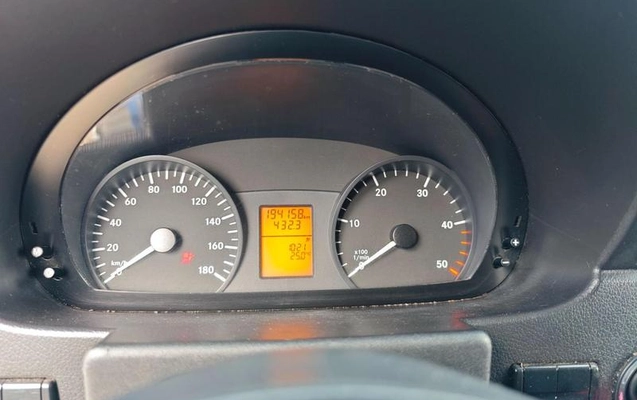 imagem-https://www.socarrao.com.br/sc-vehicle-images-prod/53969/1787839960926-7611405_2_B_8ed35427ea.jpeg