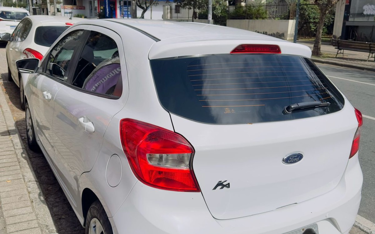 imagem-https://www.socarrao.com.br/sc-vehicle-images-prod/540150/1791905261748-Y2Y1NGIwNDItNDBmYy00YmJkLTg4YjUtYmJlYWU2YjZkYTYyLmpwZWc.jpeg