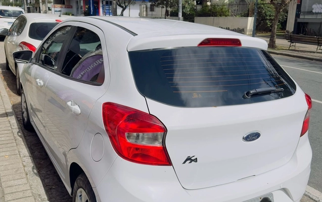 imagem-https://www.socarrao.com.br/sc-vehicle-images-prod/540150/1791905261748-Y2Y1NGIwNDItNDBmYy00YmJkLTg4YjUtYmJlYWU2YjZkYTYyLmpwZWc.jpeg