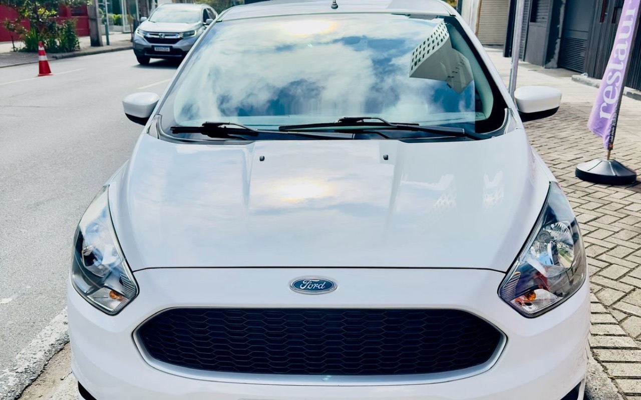 imagem-https://www.socarrao.com.br/sc-vehicle-images-prod/540150/1791905262041-YWZkODJlMDQtOTUxYS00M2ZiLTg3NjEtZmIyZTZhOWJkNTMyLmpwZWc.jpeg